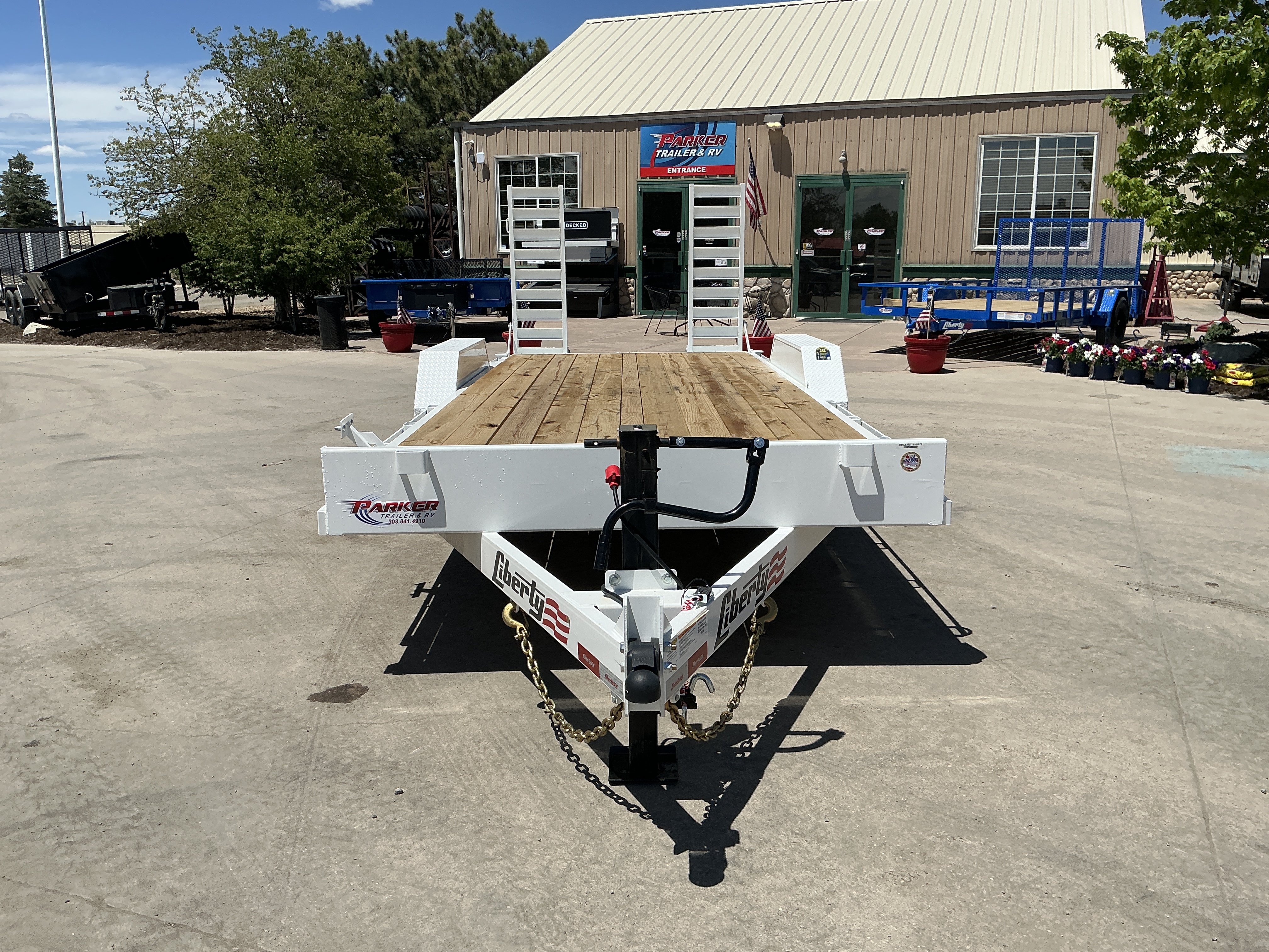 New 2026 Liberty Industries LE14K 83X18+2C6 Flatbed Trailer