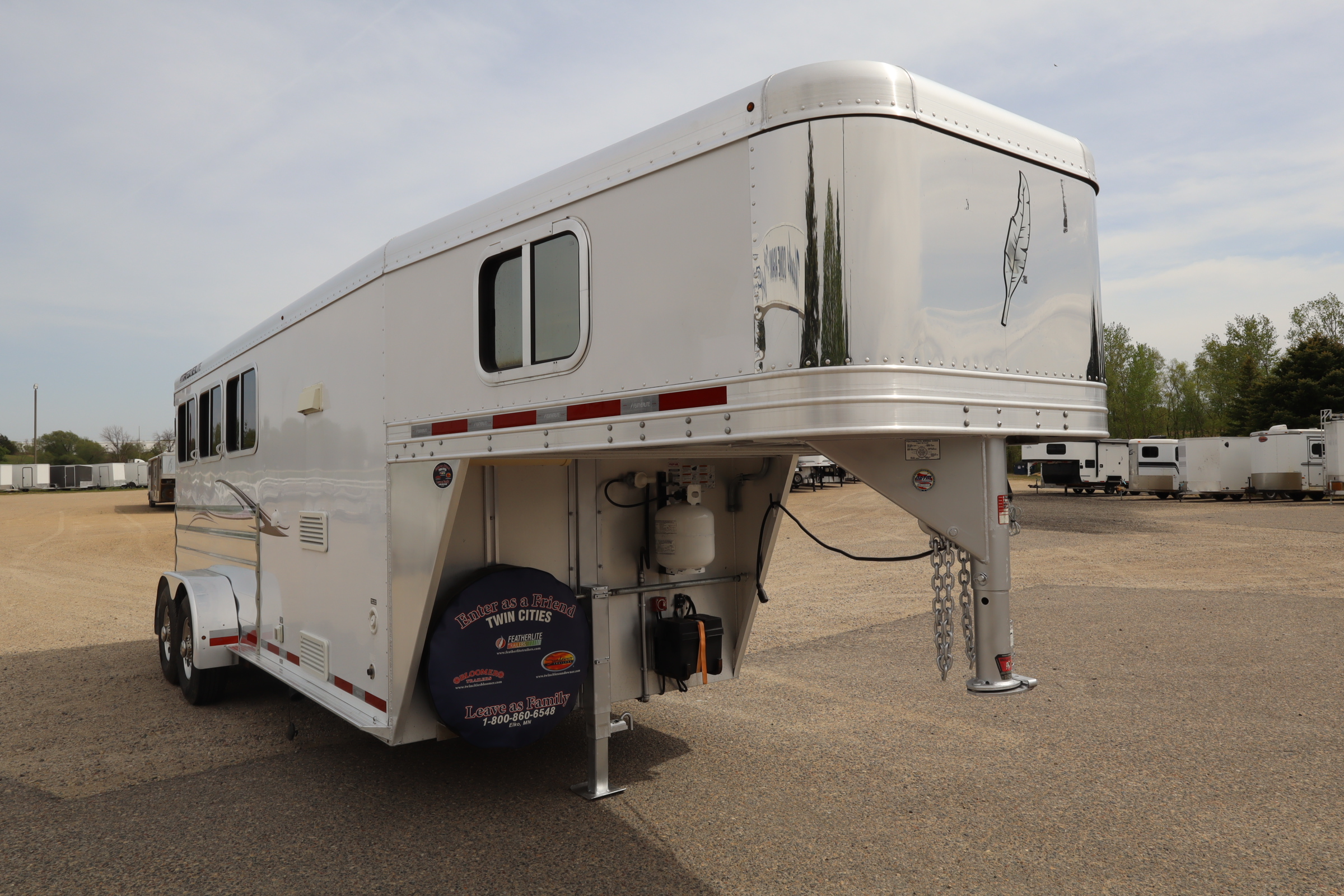 Used 2012 Featherlite Trailers 3 Horse Weekender Trailer