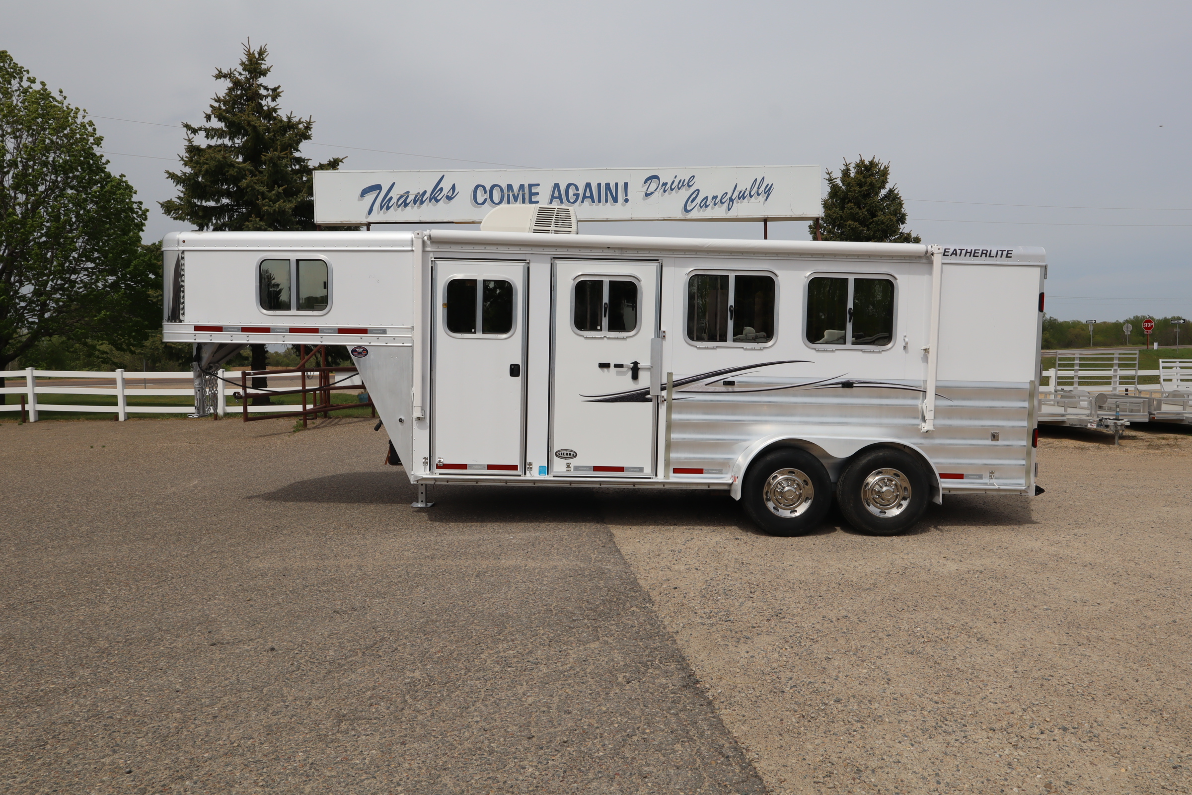 Used 2012 Featherlite Trailers 3 Horse Weekender Trailer