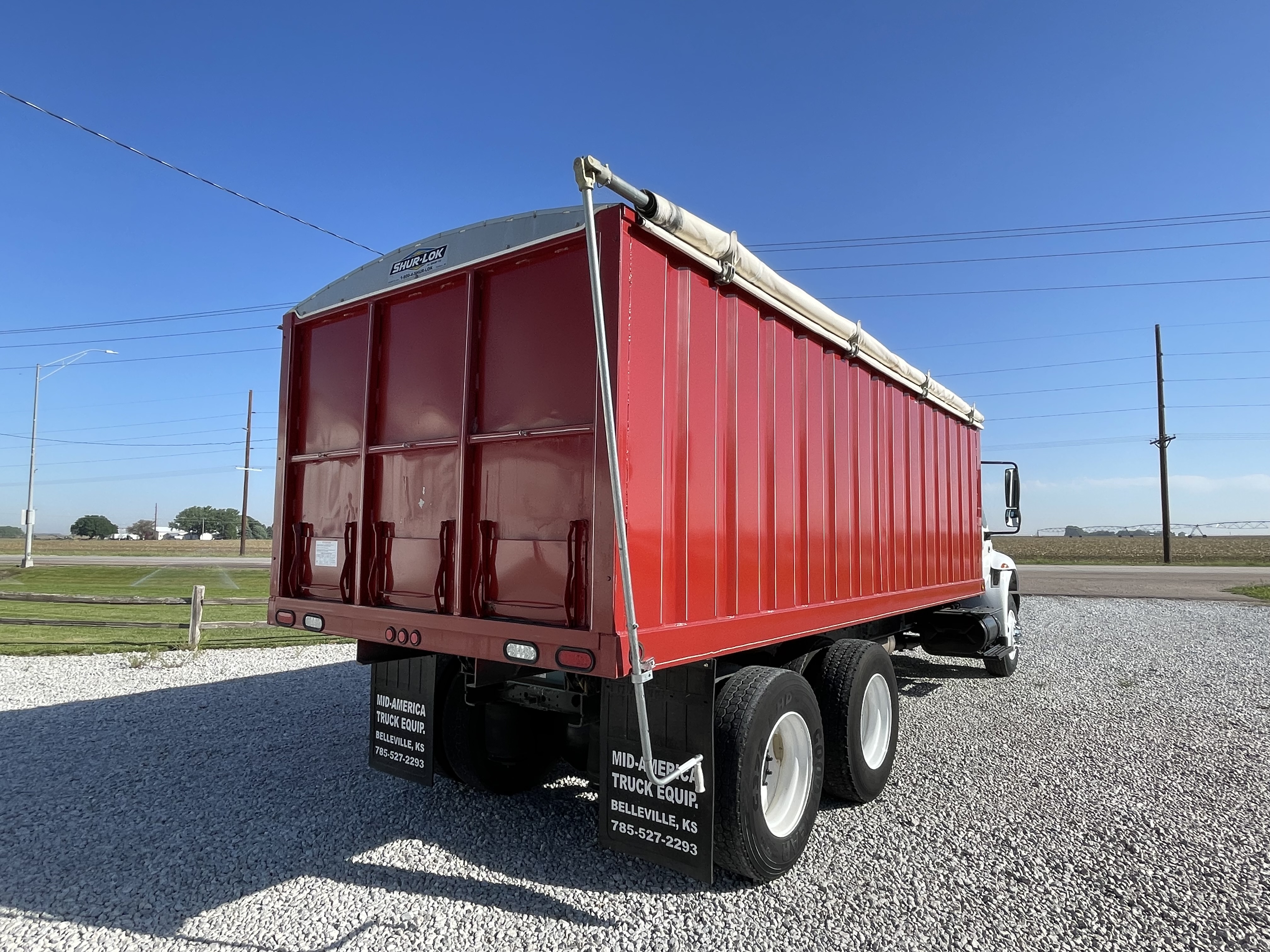 Used 2006 International 4400 Truck