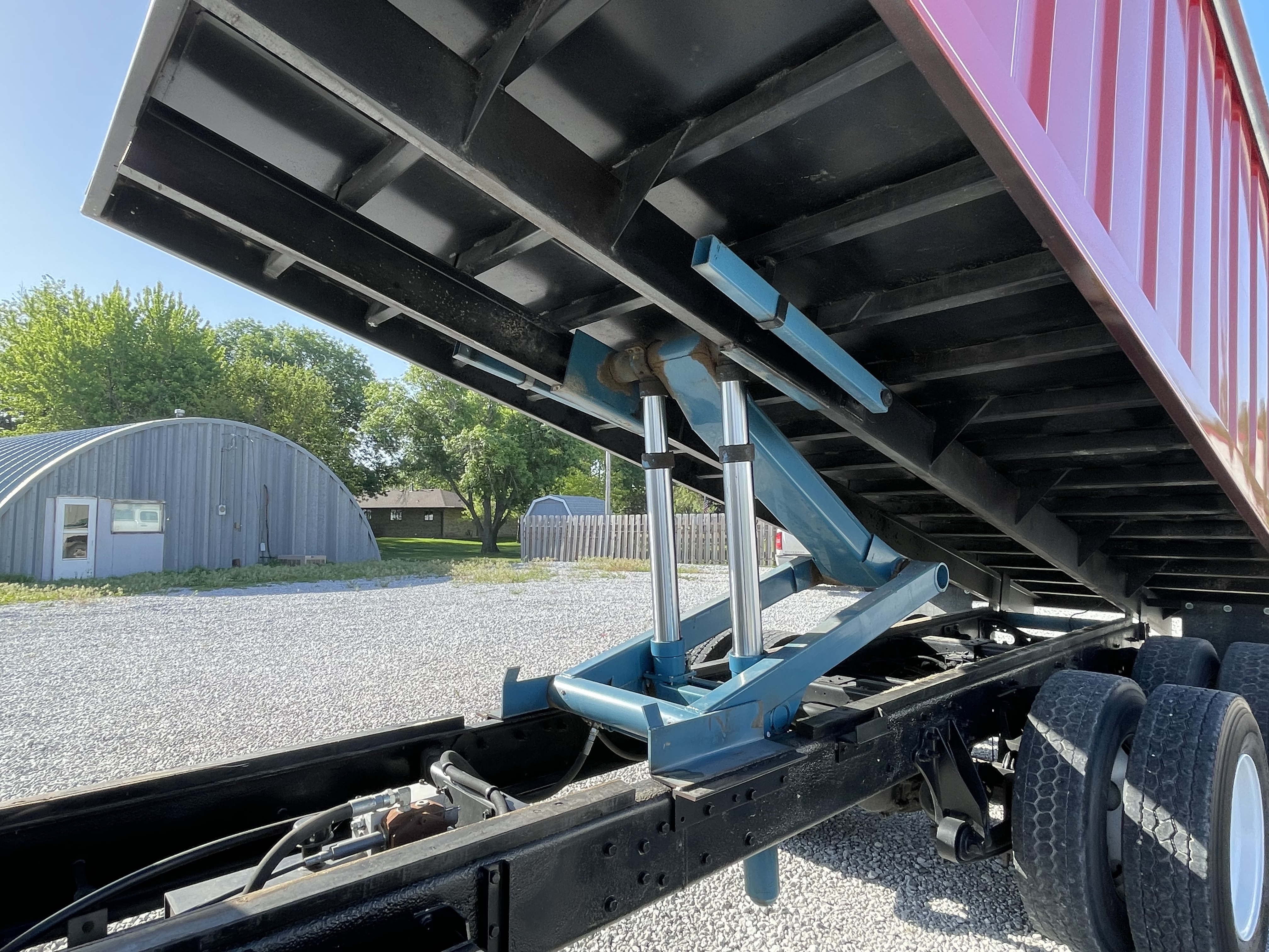 Used 2006 International 4400 Truck