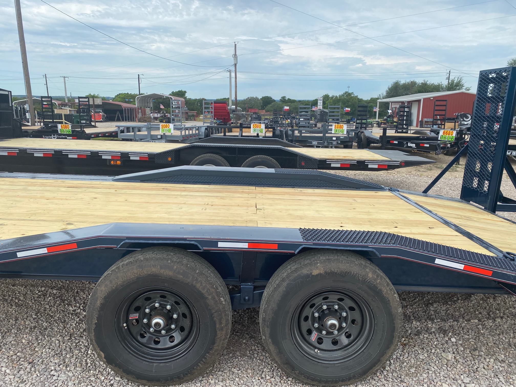 New 2026 Lion - 102" X 24' Drive Over Fender Trailer - SUR