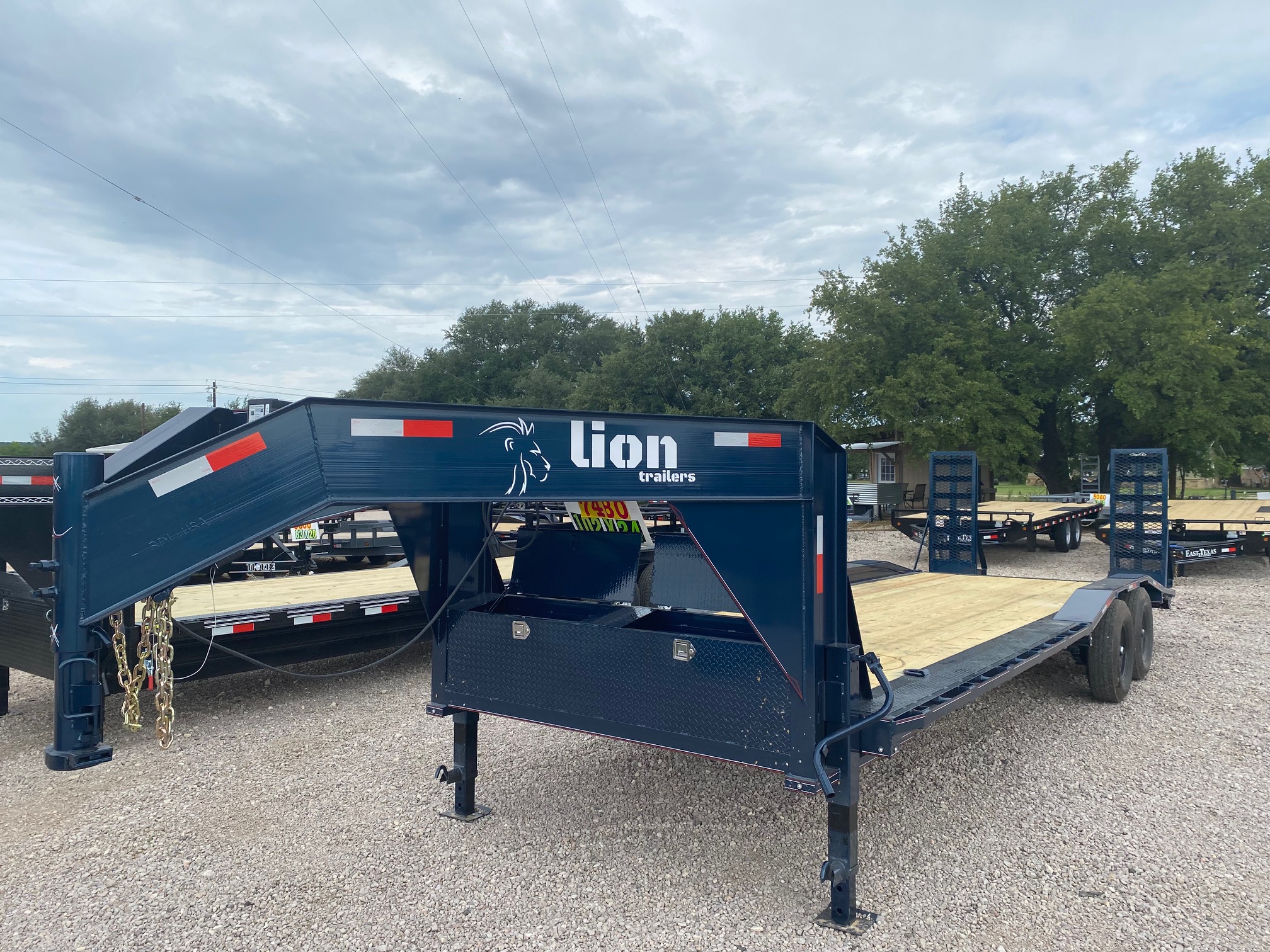 New 2026 Lion - 102" X 24' Drive Over Fender Trailer - SUR