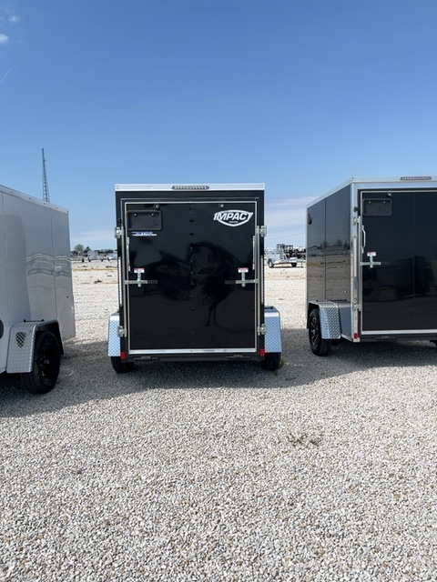 New 2026 Impact Trailers Quake 5x8 3K Ramp Door V-Nose