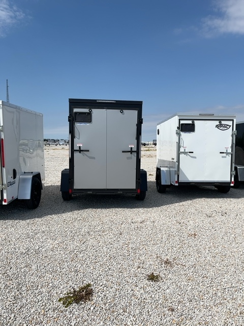 New 2026 Impact Trailers Quake 5x8 3K Ramp Door V-Nose