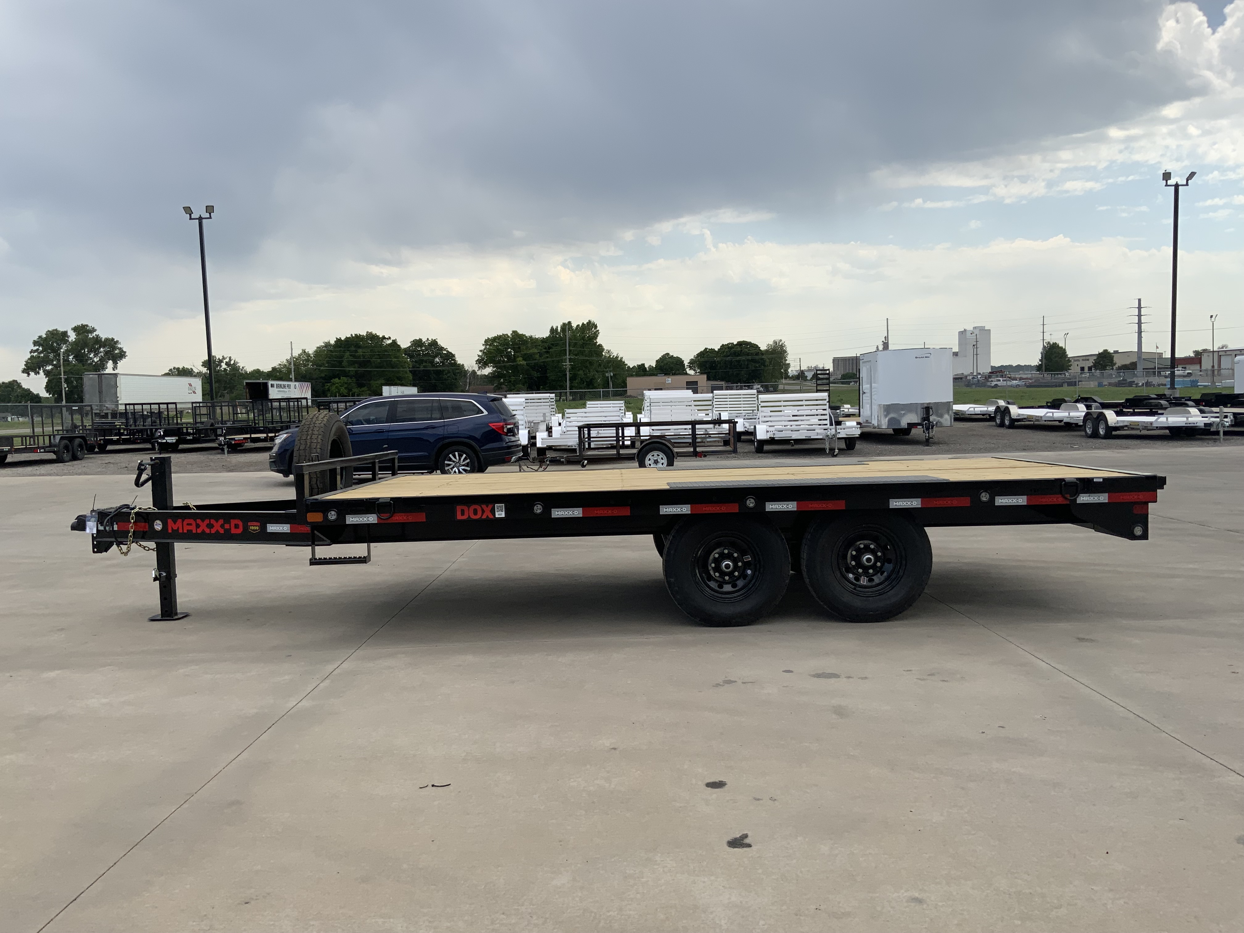 New 2026 MAXX-D 102 X 16 DOX Deckover Trailer
