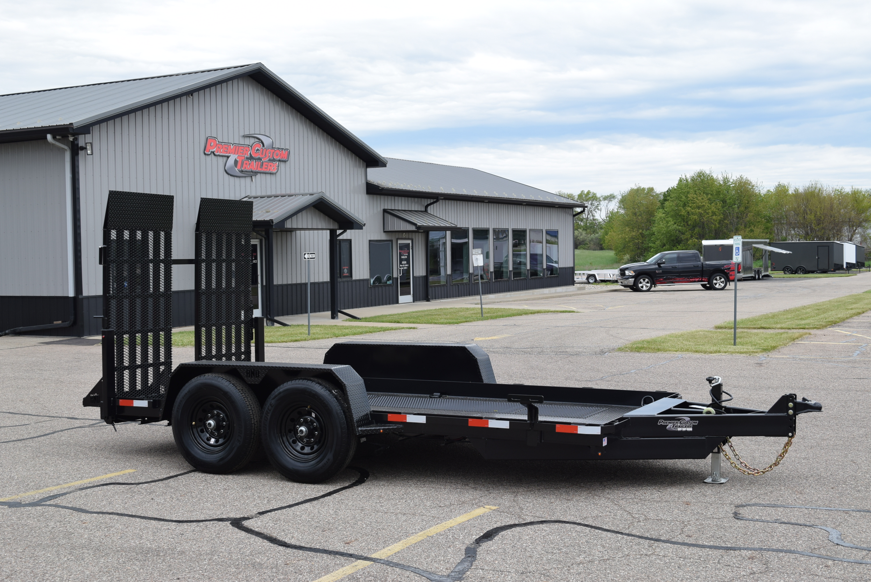 New BND 6.5x14 SCISSOR LIFT TRAILER w/ 7000LB AXLES