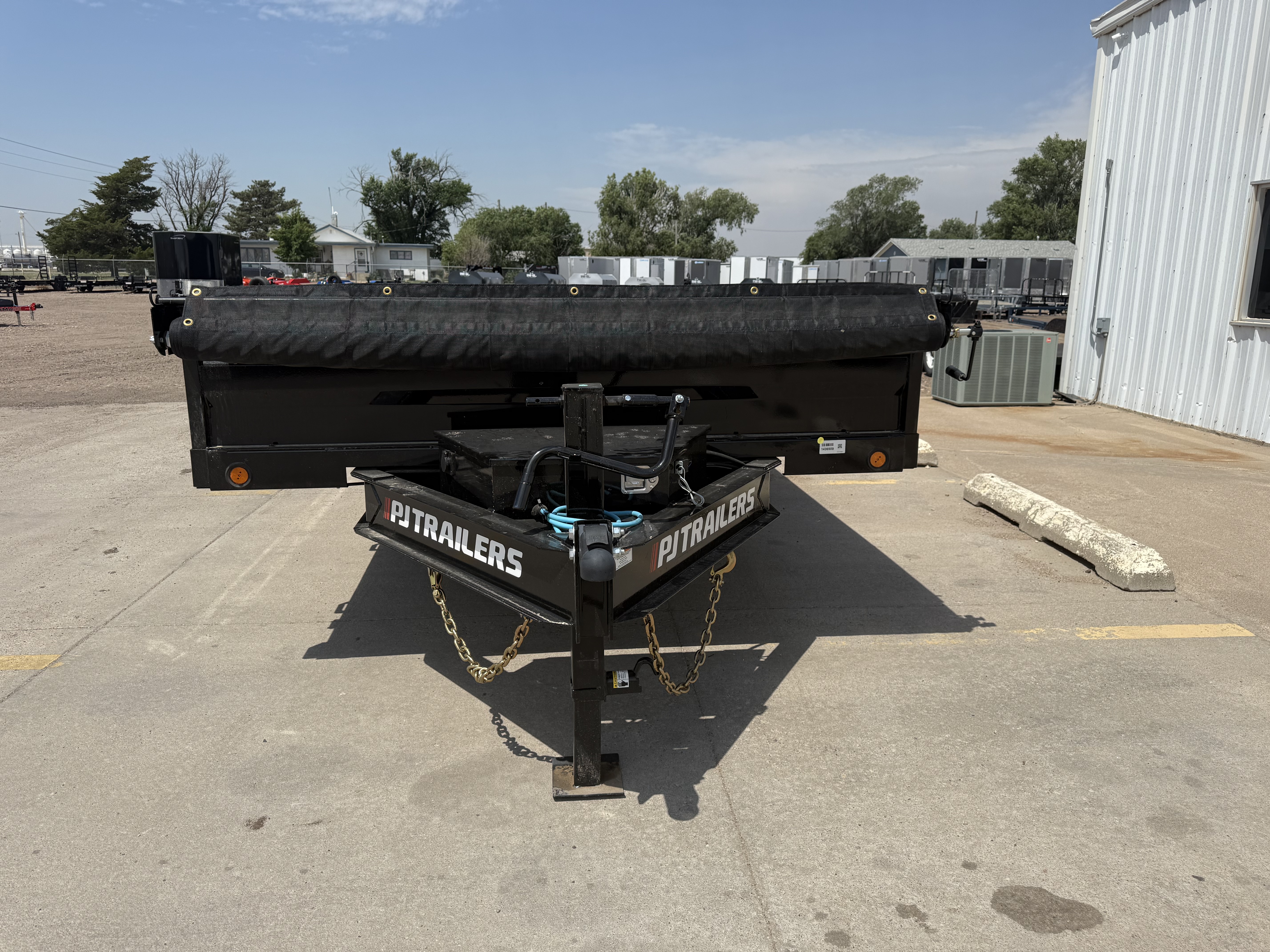 New 2026 PJ Trailers D8162 Dump Trailer