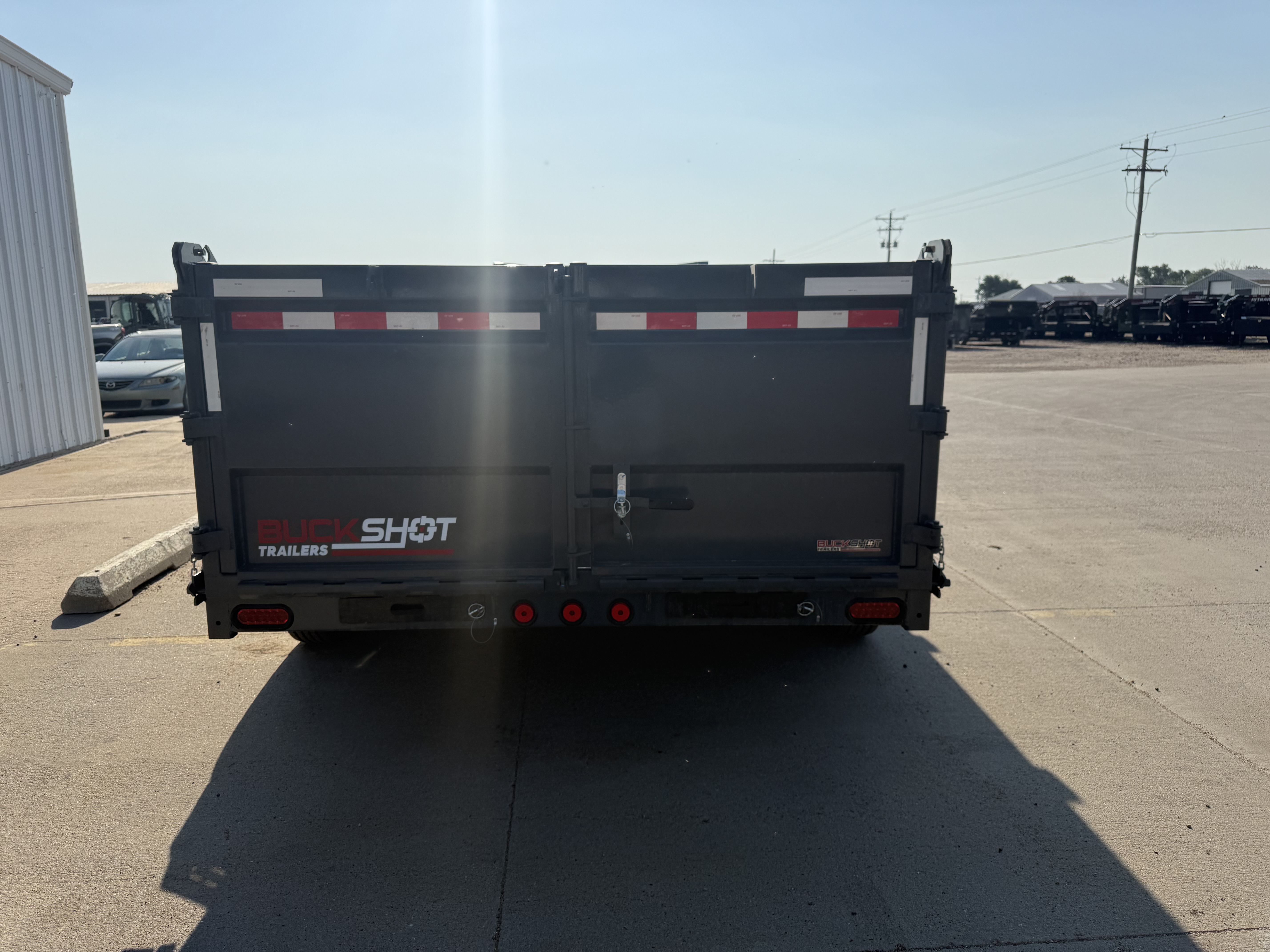 New 2026 Buckshot 83"x18' Triple Axle Telescopic Gooseneck Dump Trailer