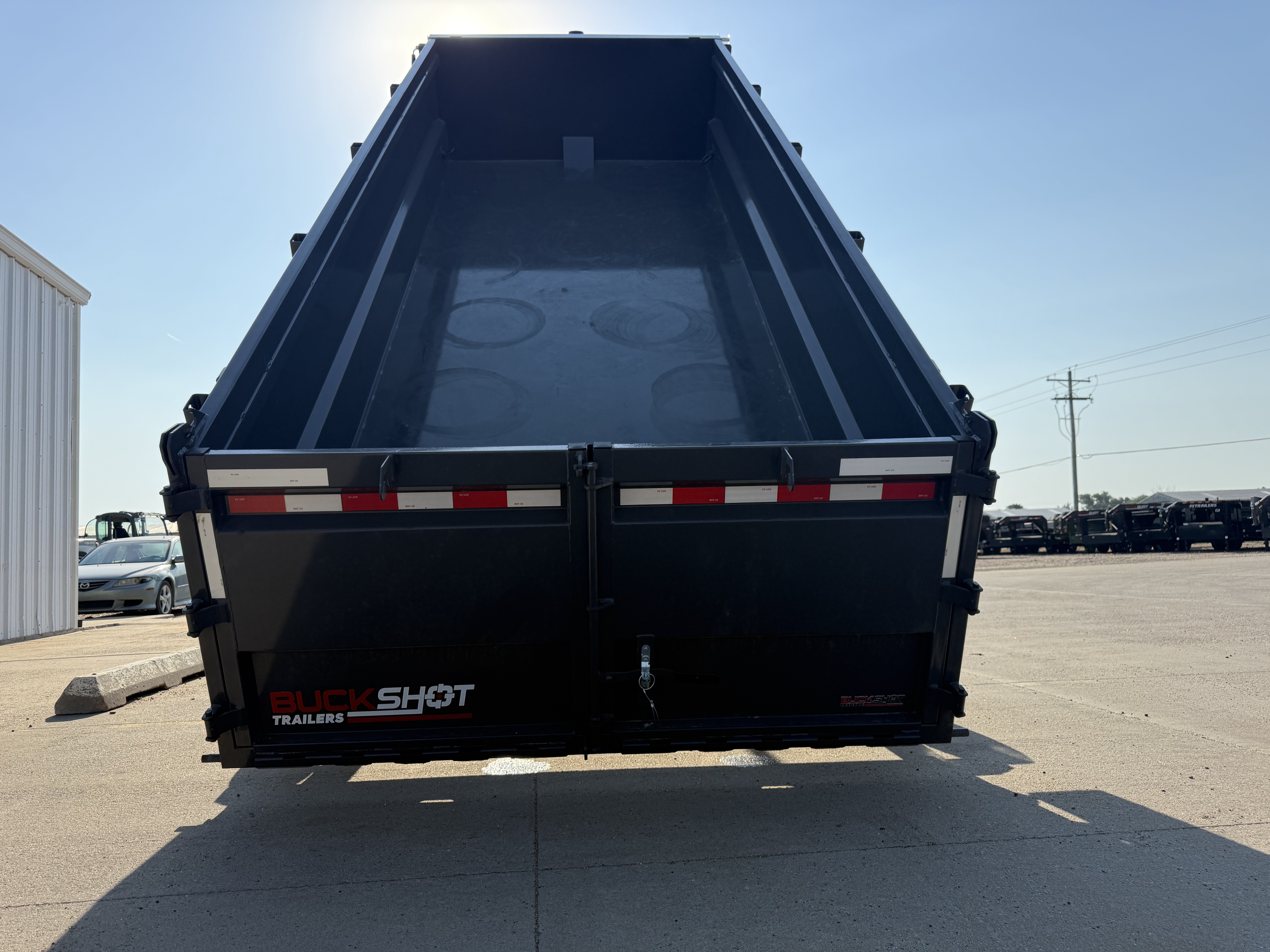 New 2026 Buckshot 83"x18' Triple Axle Telescopic Gooseneck Dump Trailer