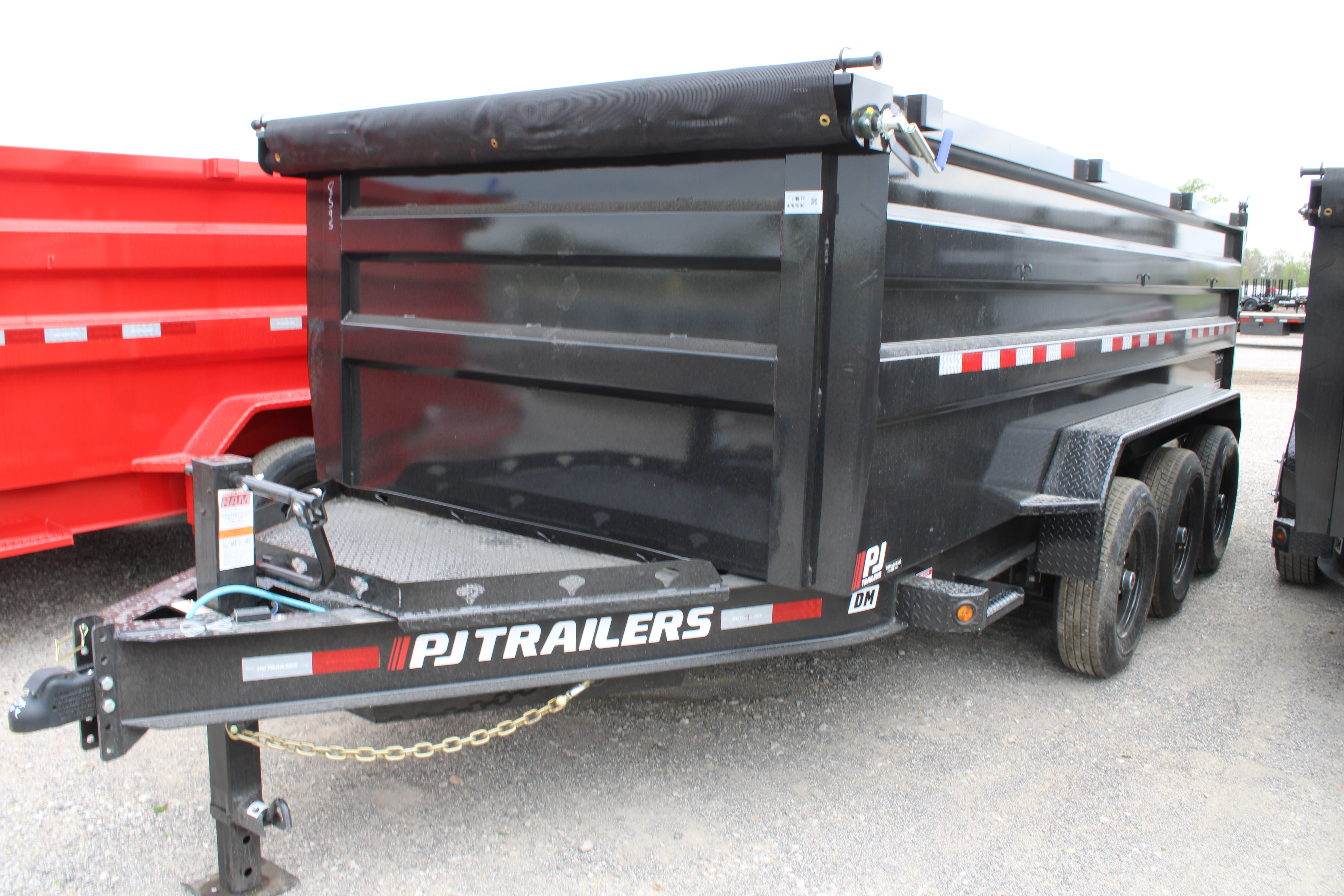 New 2026 PJ Trailers 16' DM HS 21K GVWR STOCK ID 53527 Dump Trailer
