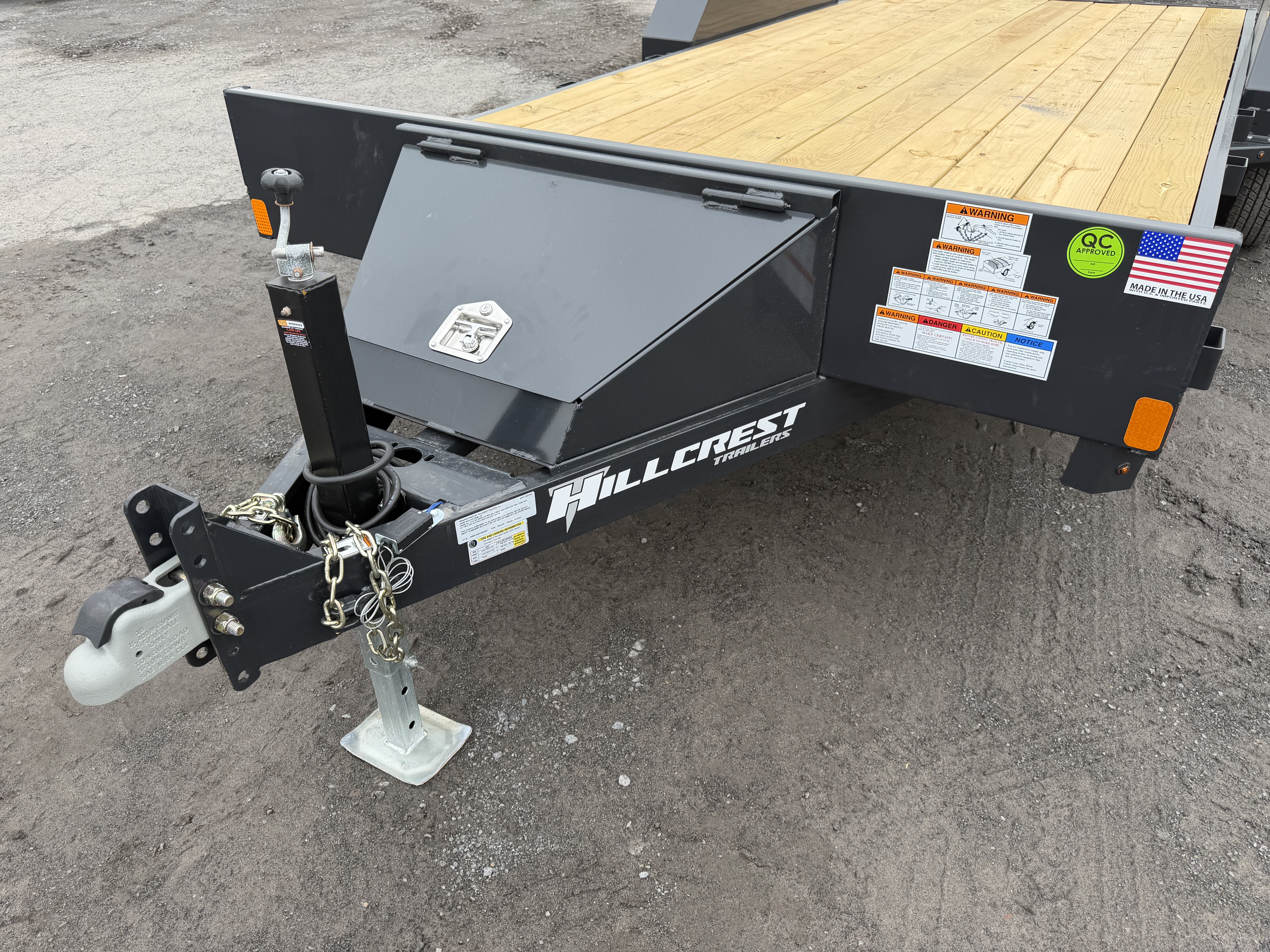 New 2026 Hillcrest Trailers 10162SC Car Hauler
