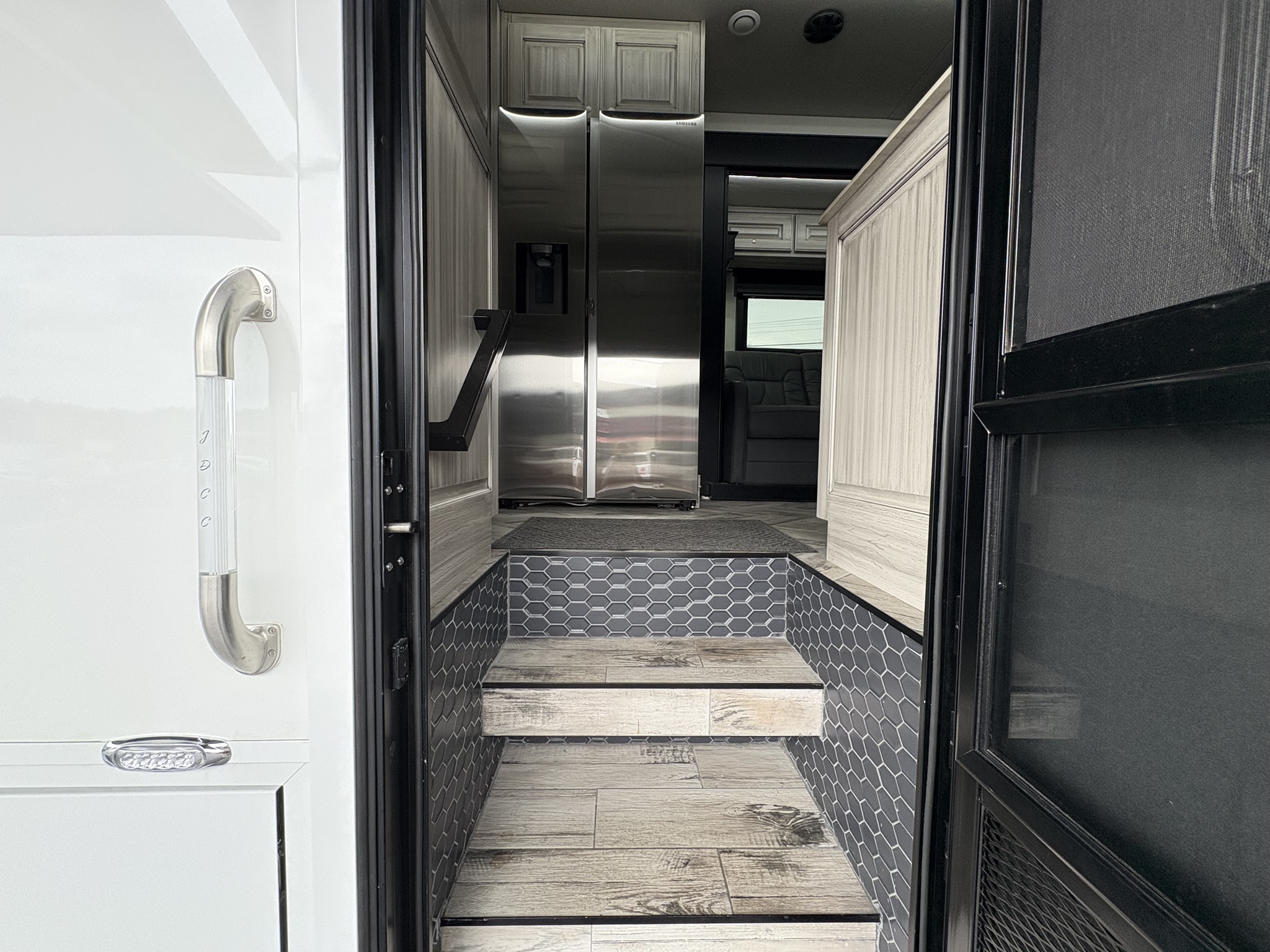 Used JDCC 46ft Motorhome