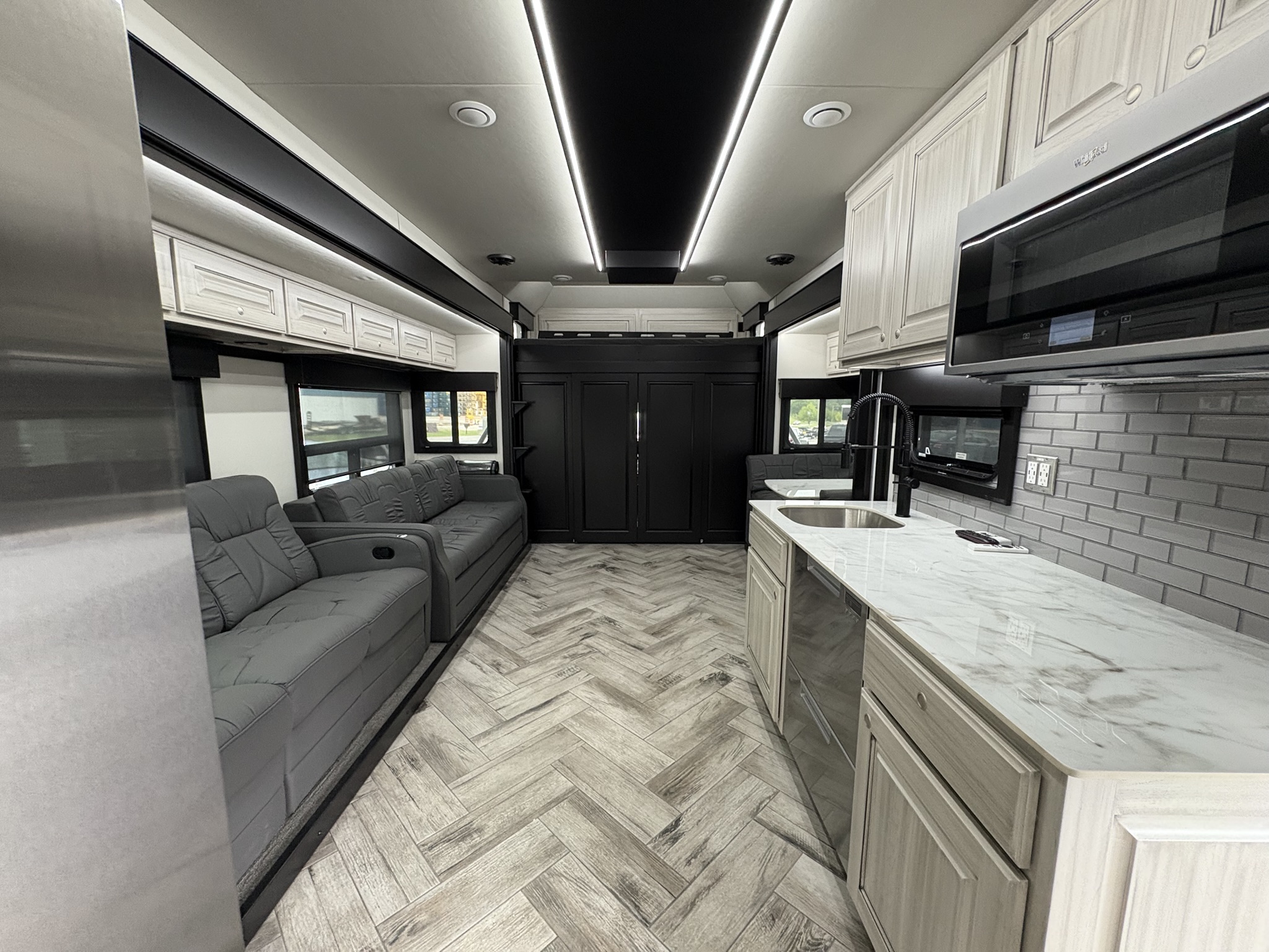 Used JDCC 46ft Motorhome