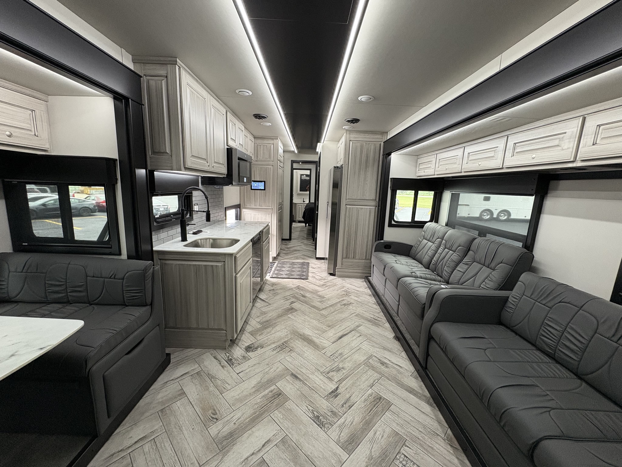 Used JDCC 46ft Motorhome
