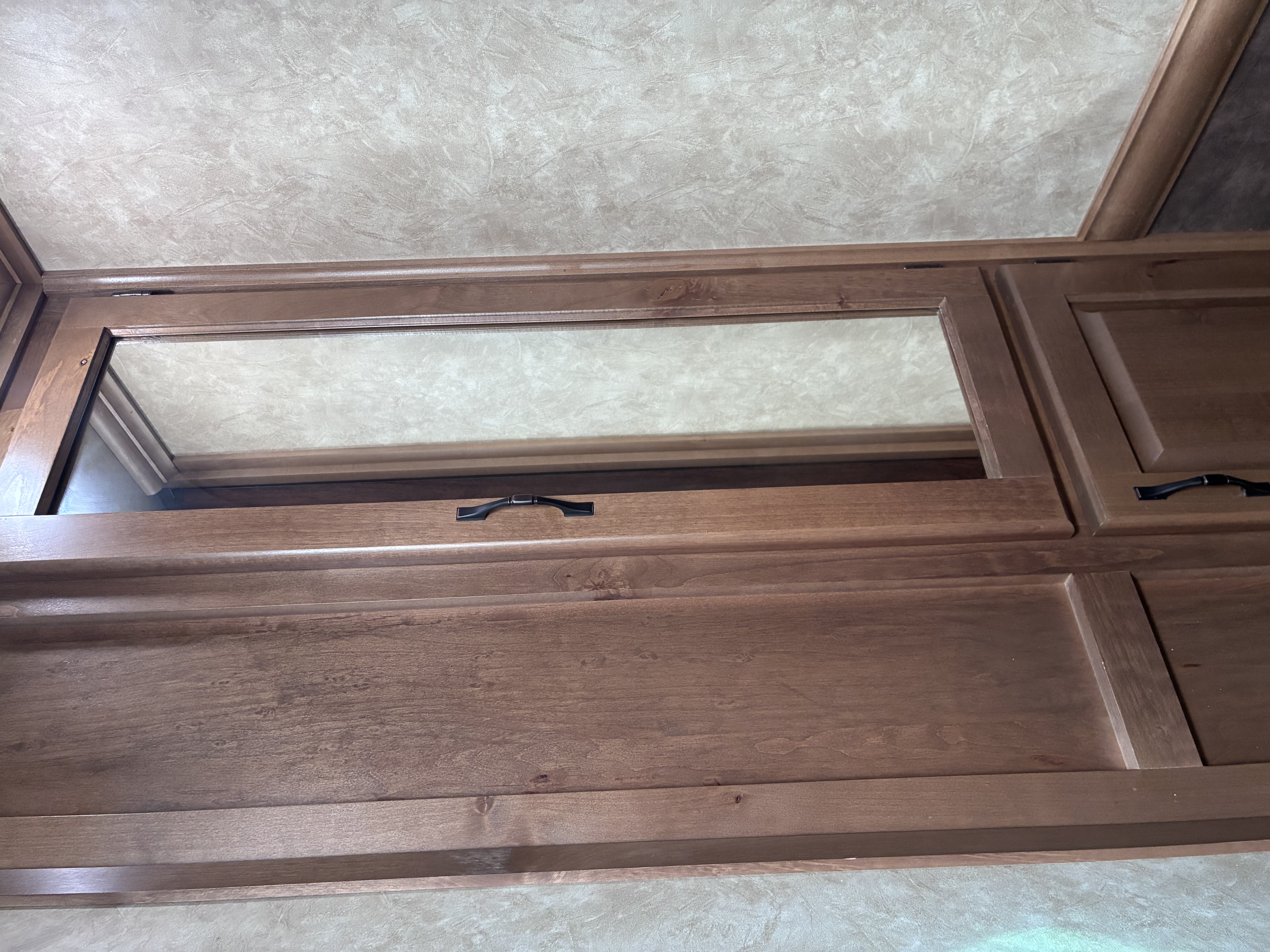 Used 2019 Trails West 5H LQ Horse Trailer
