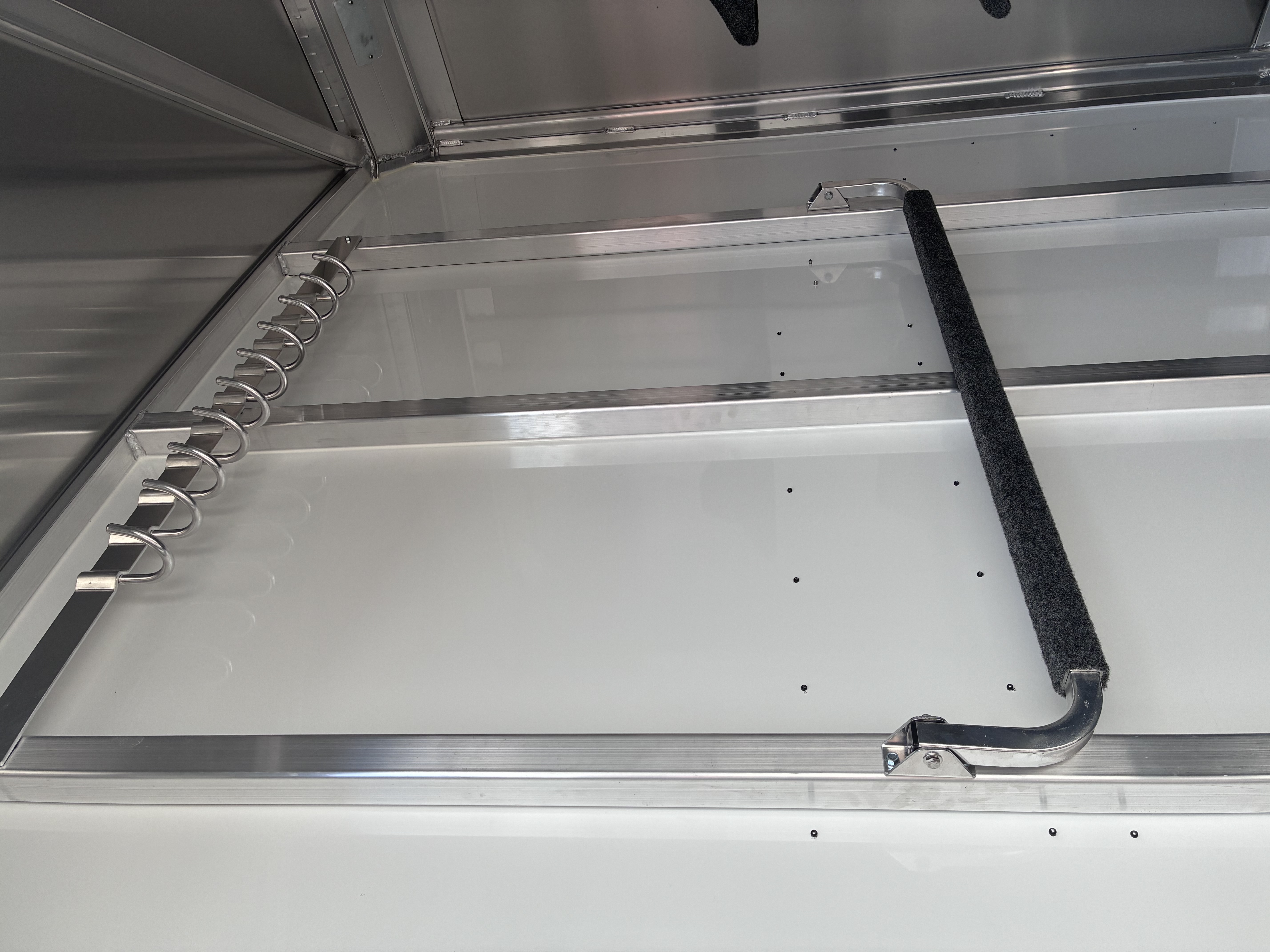 New 2026 4-Star Trailers 2 Horse Bumper Pull Horse Trailer