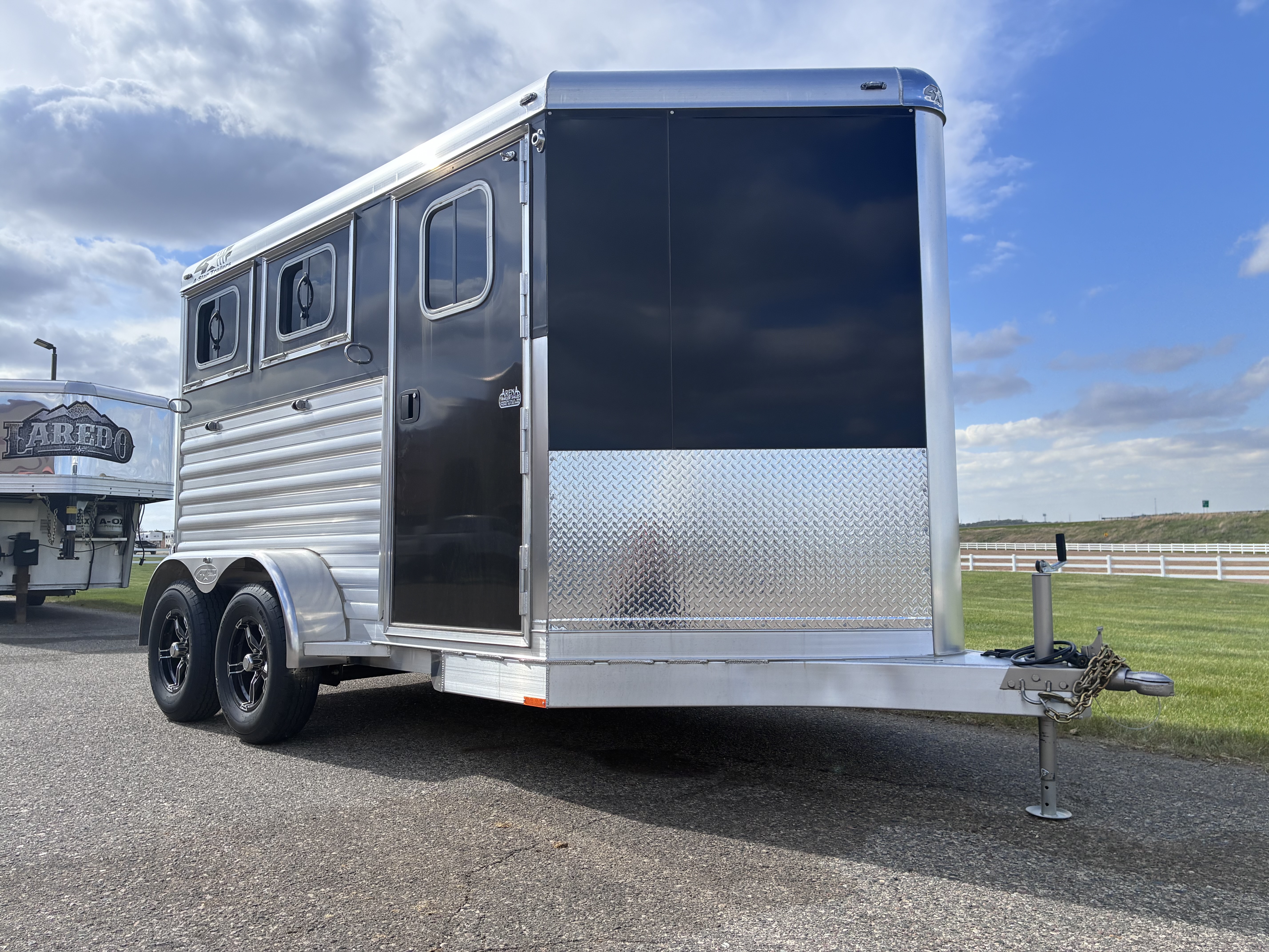 New 2026 4-Star Trailers 2 Horse Bumper Pull Horse Trailer