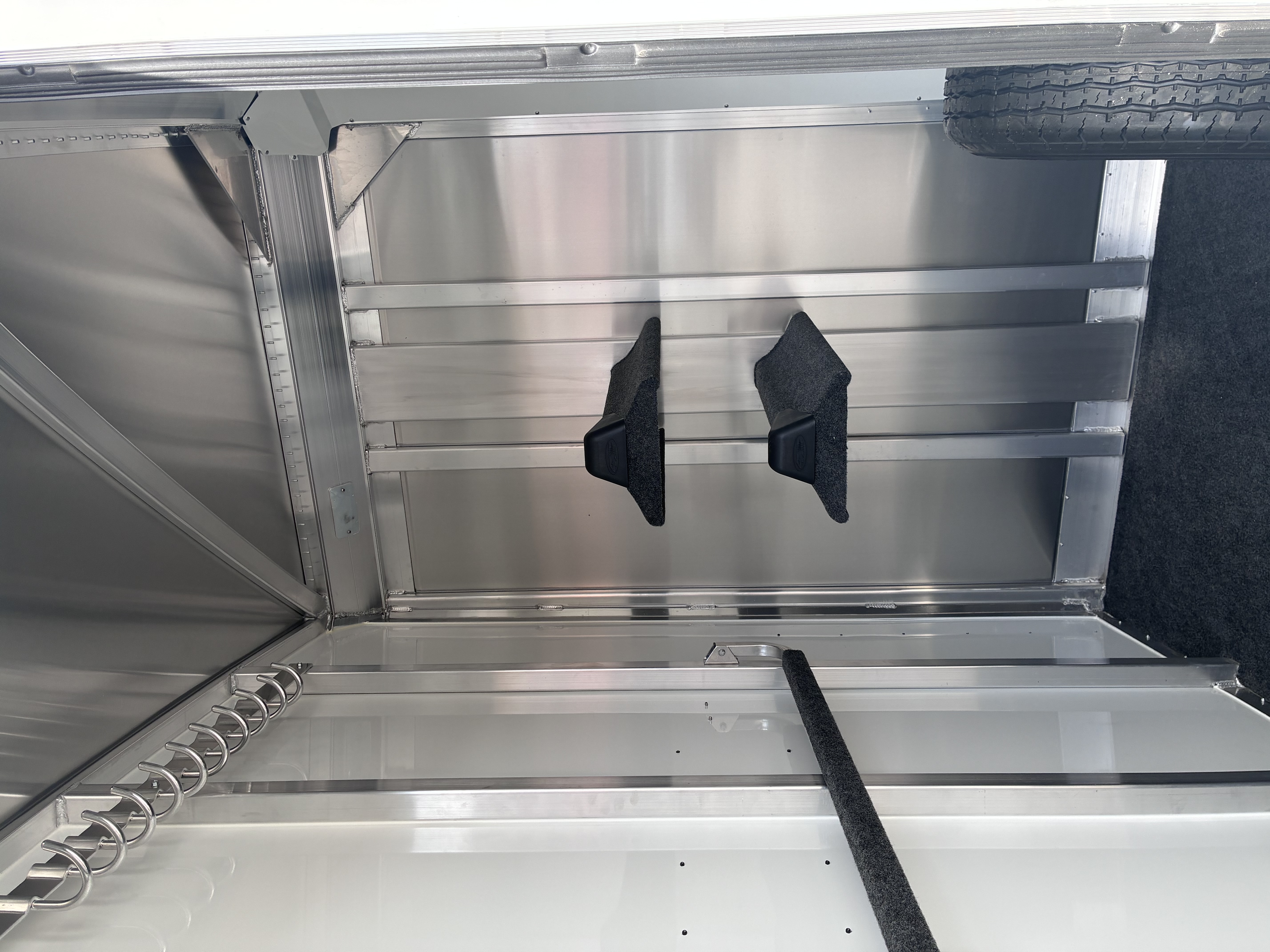 New 2026 4-Star Trailers 2 Horse Bumper Pull Horse Trailer