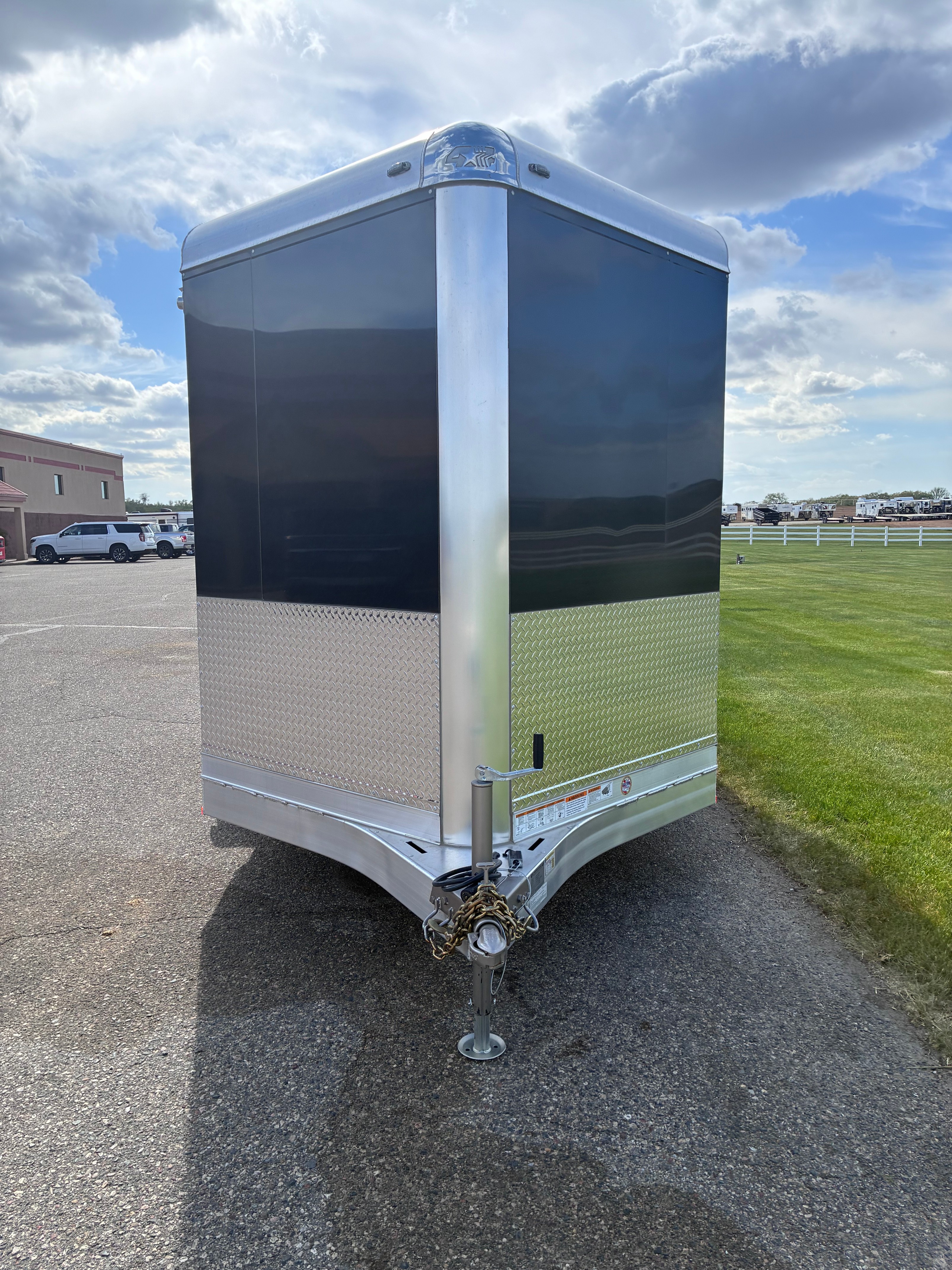 New 2026 4-Star Trailers 2 Horse Bumper Pull Horse Trailer