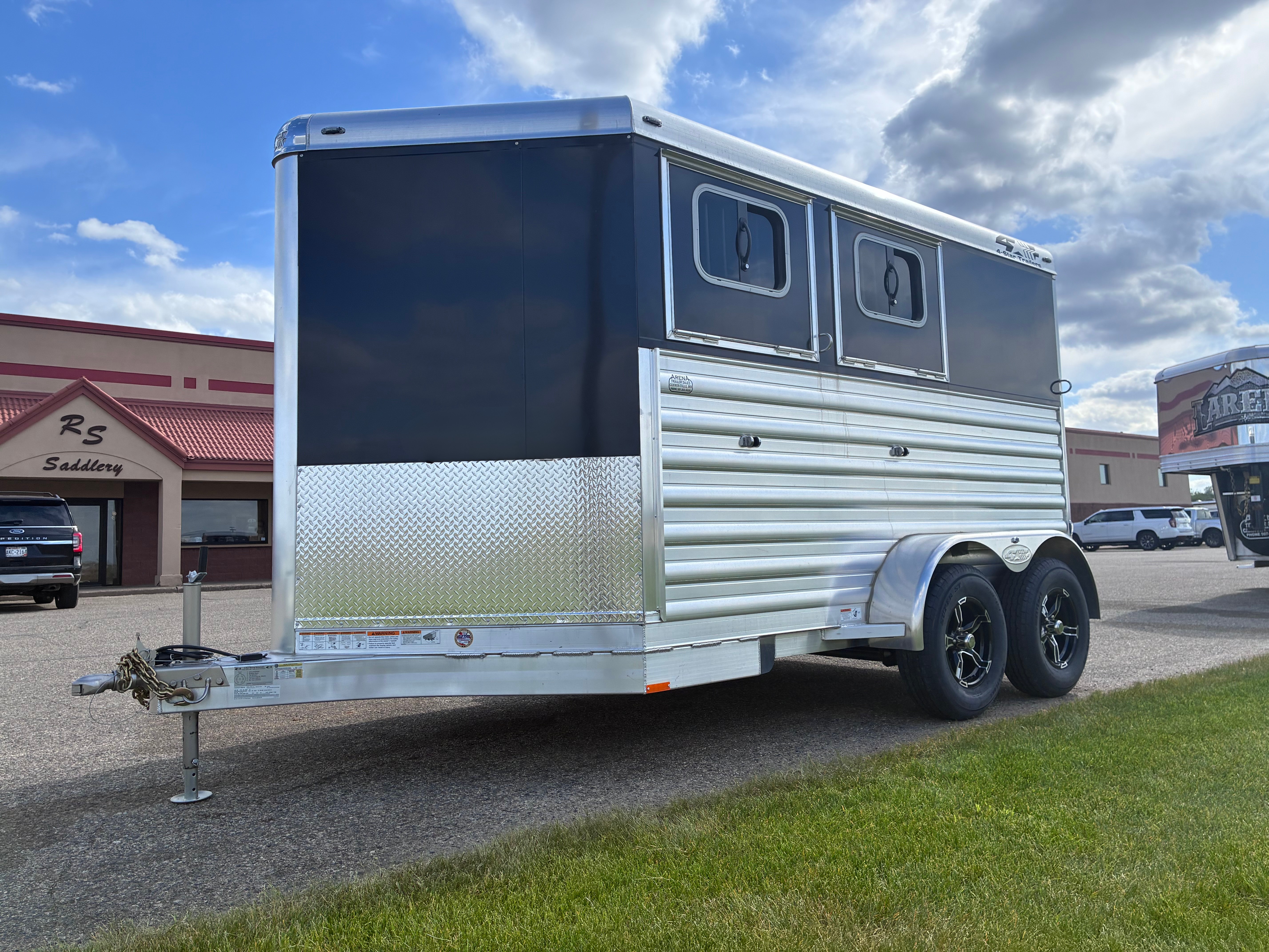 New 2026 4-Star Trailers 2 Horse Bumper Pull Horse Trailer
