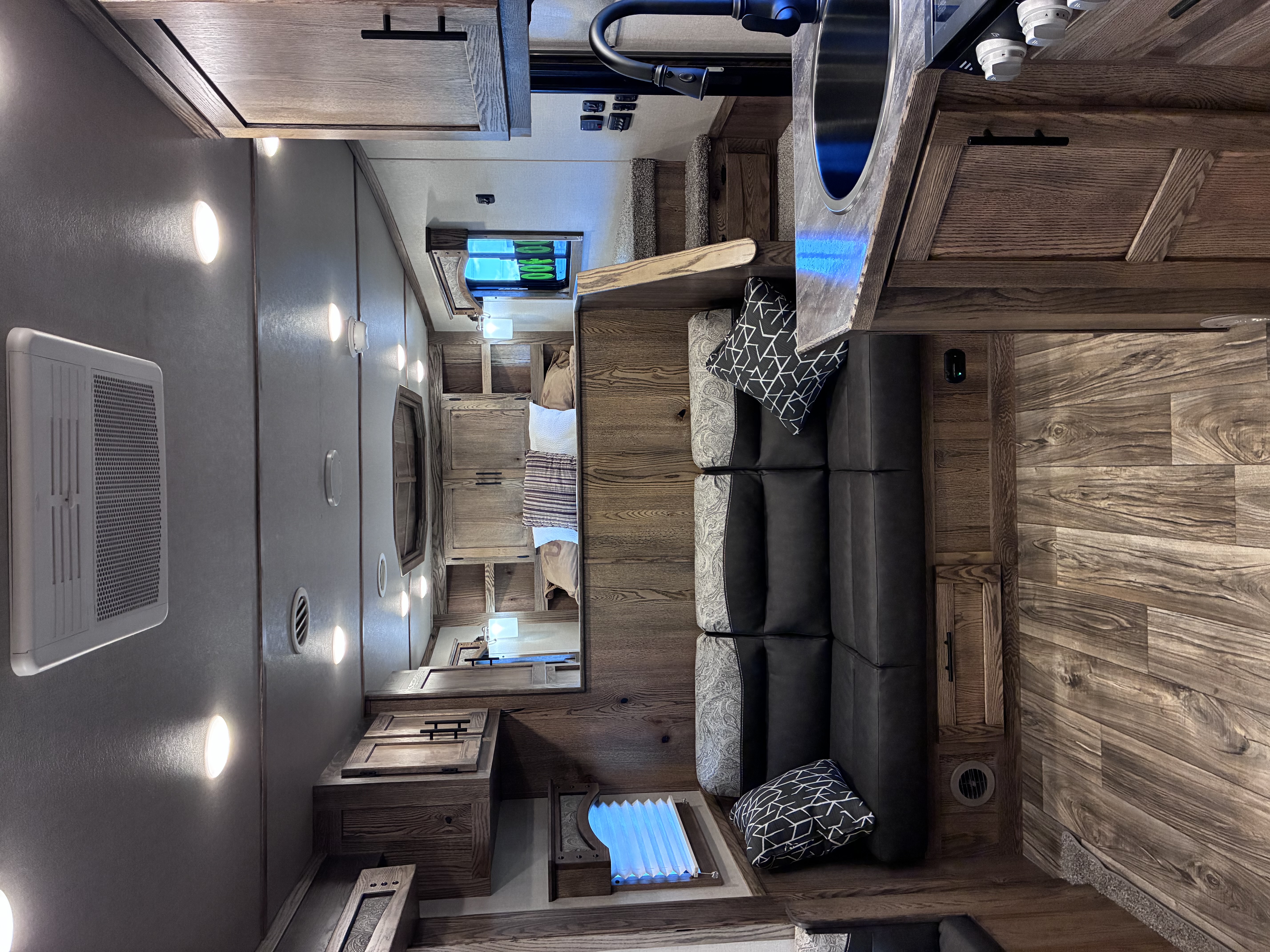 New 2027 Lakota 3H 13' LQ with Outdoor Kitchen Horse Trailer