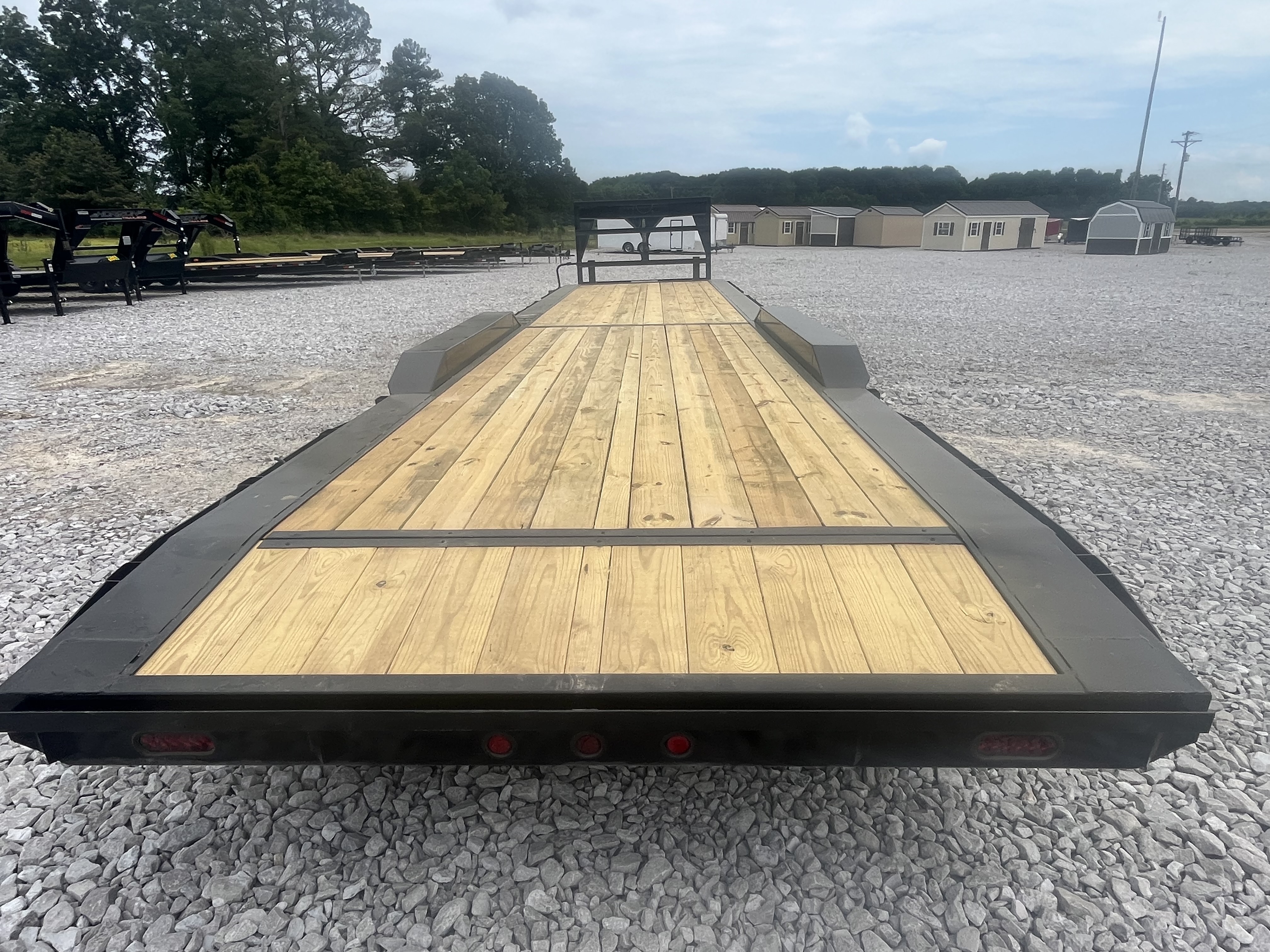 New 2025 Trailblazer 102X36 GOOSENECK DRIVE OVER FENDERS TRIPLE AXLE 21K