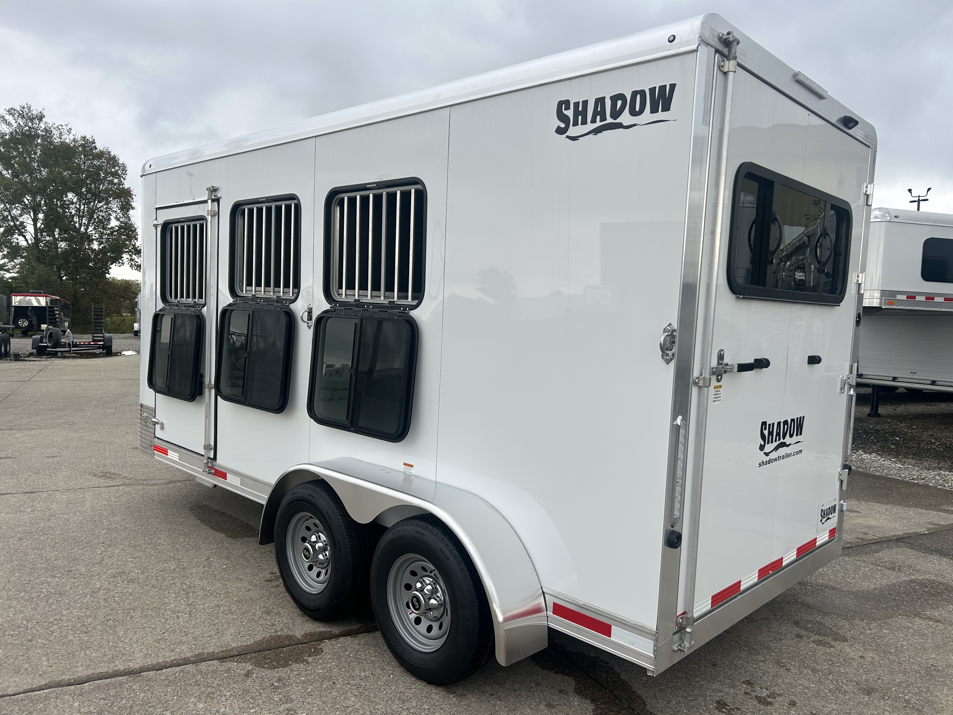 New 2026 Shadow 3 Horse Slant BP Horse Trailer