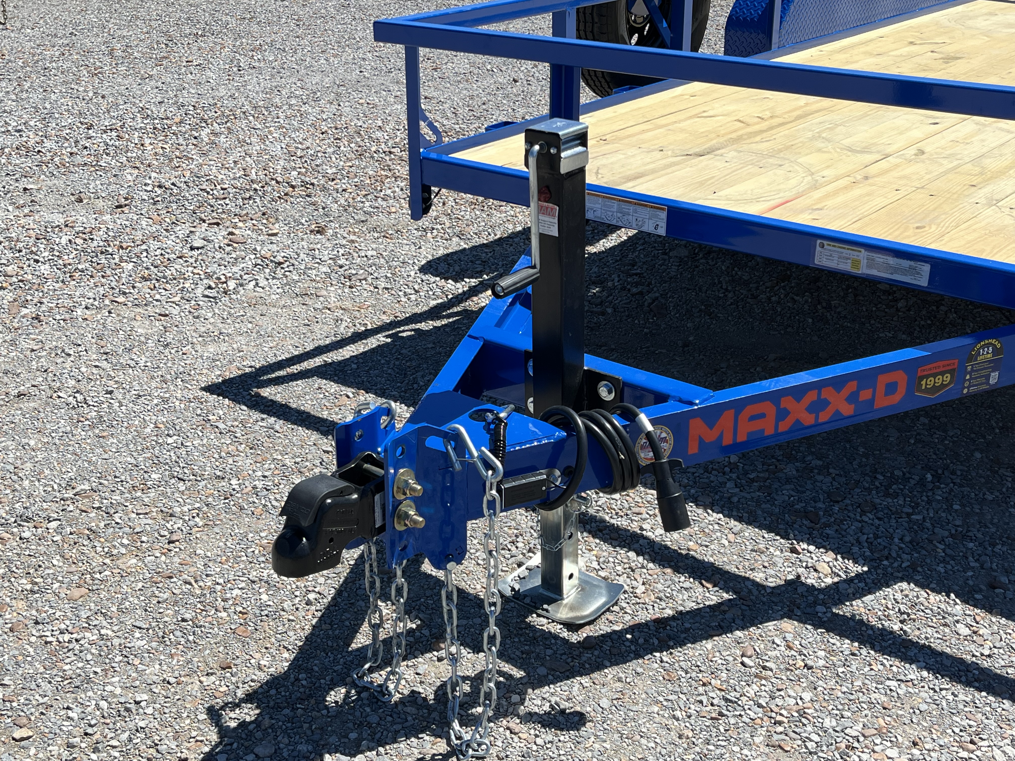 New 2027 MAXXD Utility Trailer | 83" x 16' 7K GVWR