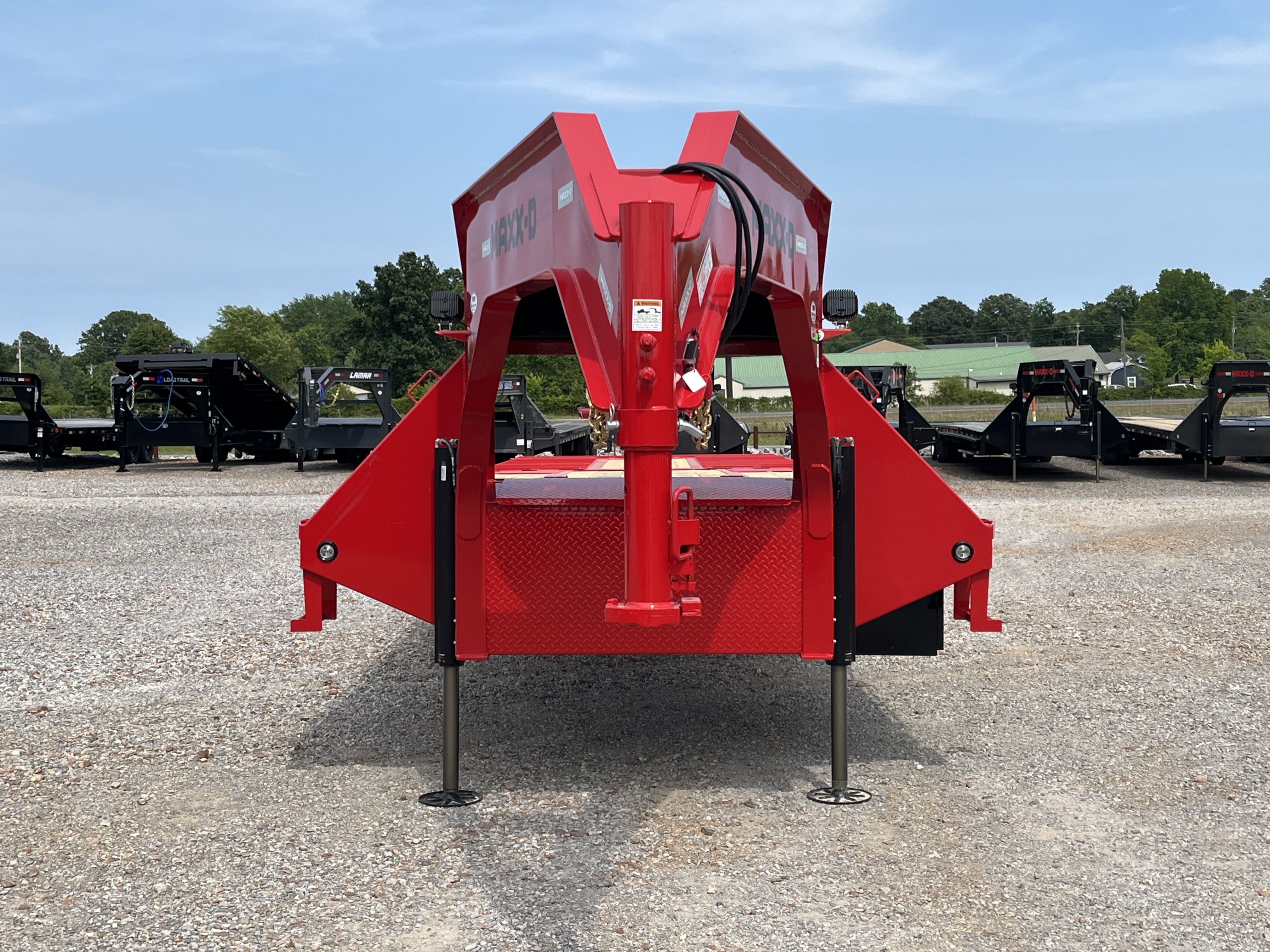 New 2027 MAXXD Hydraulic Dovetail Gooseneck Trailer | 34' x 102' 30K GVWR
