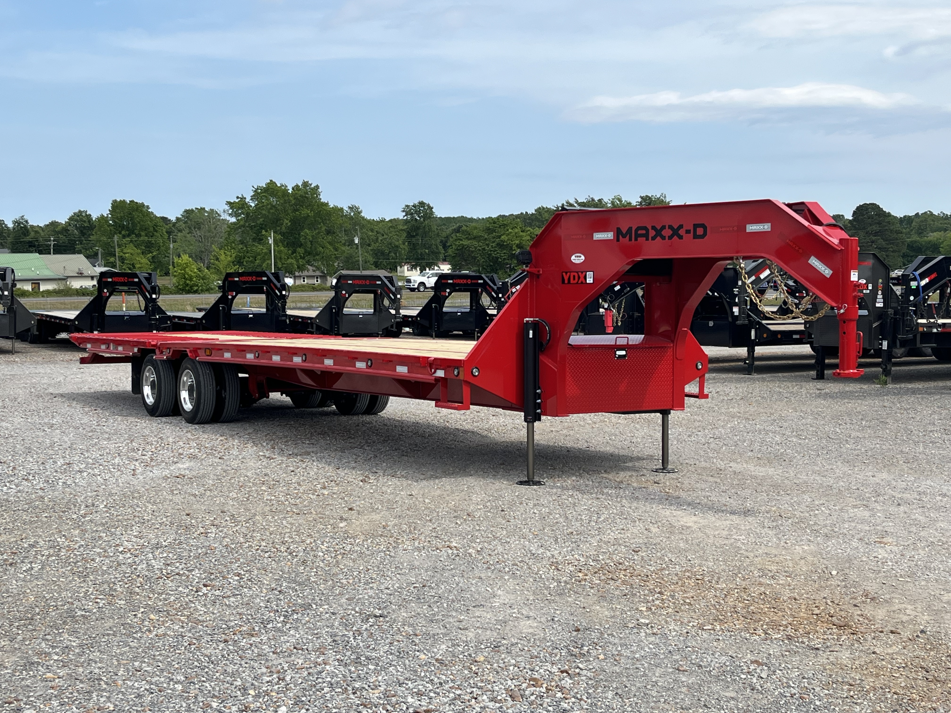 New 2027 MAXXD Hydraulic Dovetail Gooseneck Trailer | 34' x 102' 30K GVWR