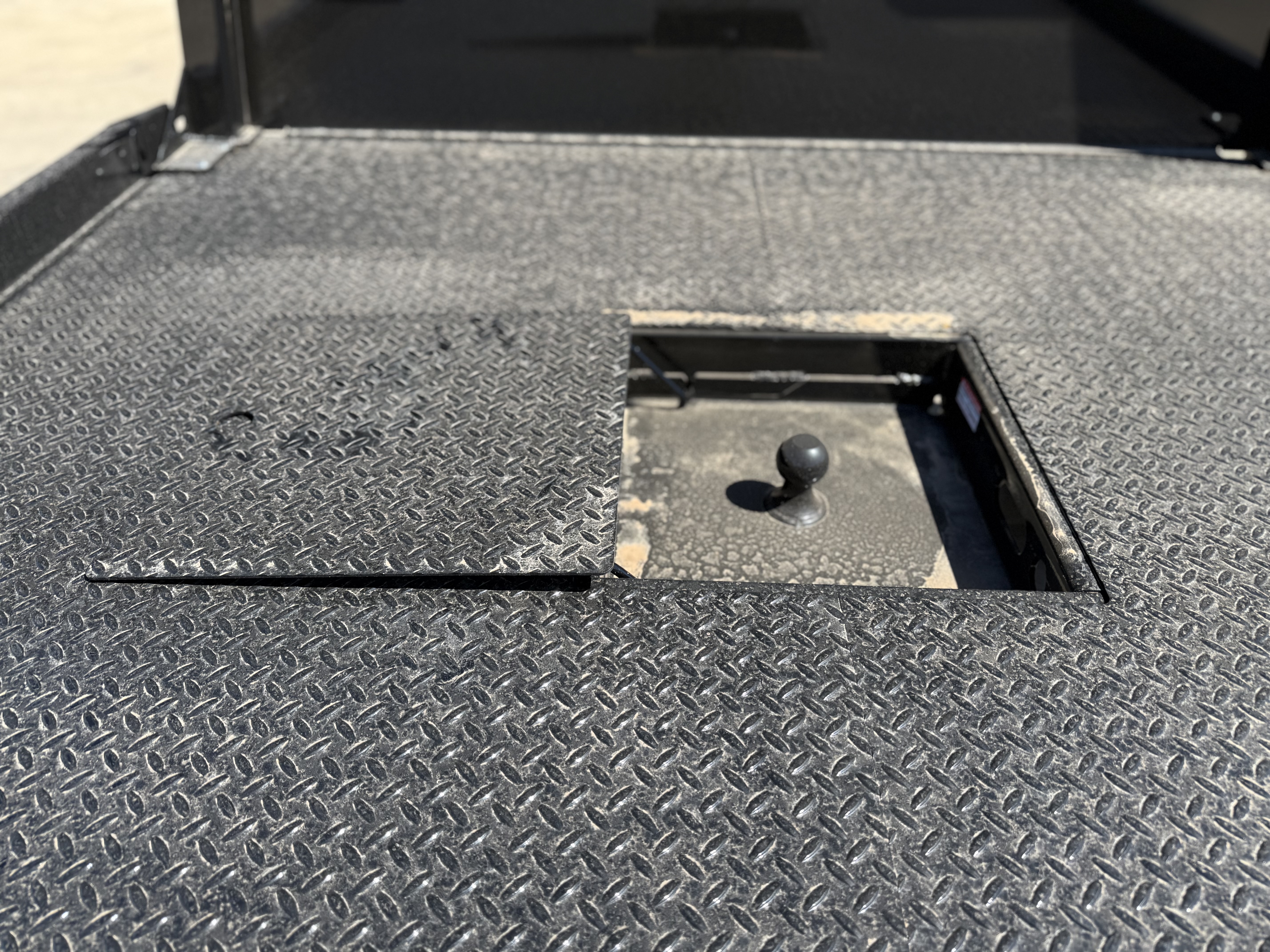 New 2026 Crownline SXS84 Truck Bed